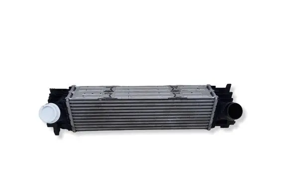BMW 3 G20 G21 Intercooler radiator 8590105