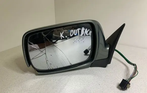 Subaru Outback Front door electric wing mirror E13010469