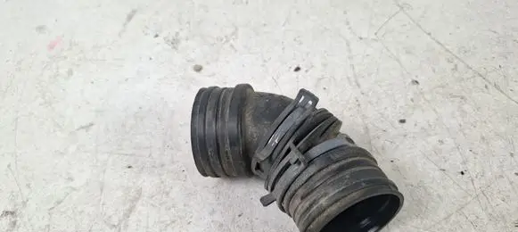 Volkswagen Jetta VI Air intake duct part 03C145747C