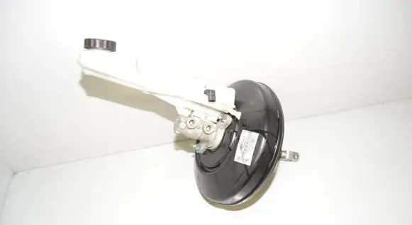 BMW 2 F46 Brake booster 6868995 34336868995