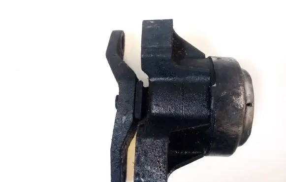 Ford Mondeo MK IV Engine mount bracket HL8021M10
