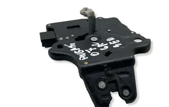 Toyota Avensis T250 Tailgate/trunk/boot lock/catch/latch 