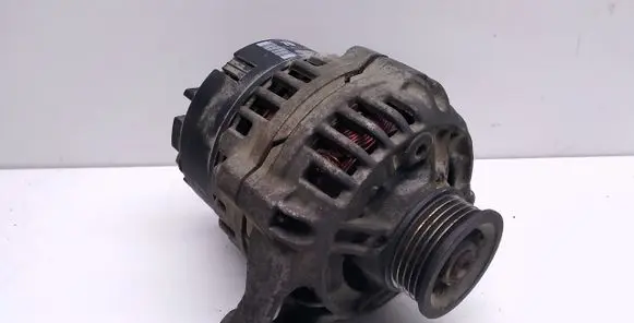 Audi A4 S4 B5 8D Generator/alternator 058903016 0123310022