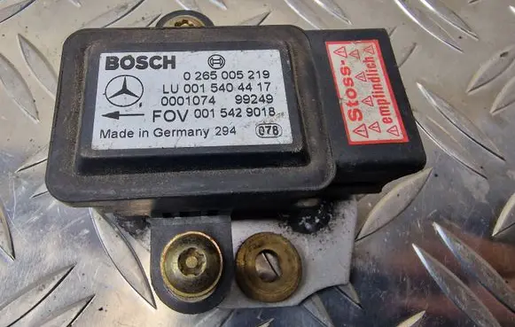Mercedes-Benz A W168 ESP acceleration yaw rate sensor 0265005219