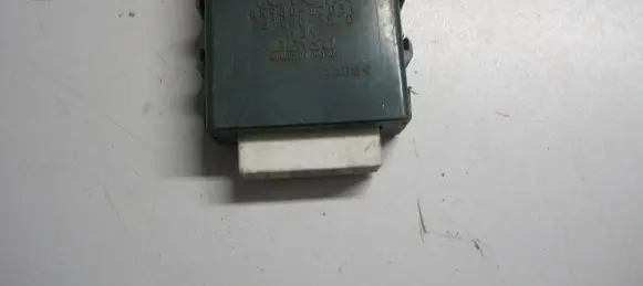 Lexus RX 300 Door central lock control unit/module 8598052031
