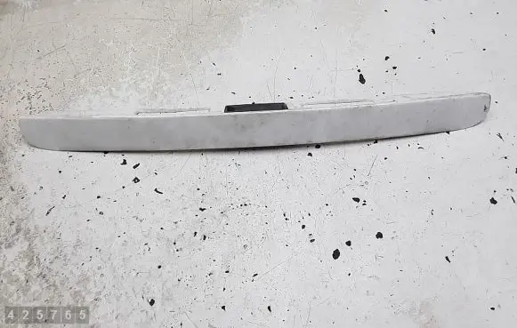 Peugeot 207 Tailgate trim 838444
