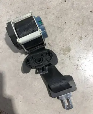 Seat Alhambra (Mk2) Rear seatbelt 7N0857811