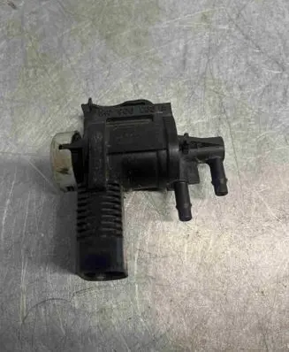 Nissan X-Trail T30 Turbo solenoid valve 1k0906283