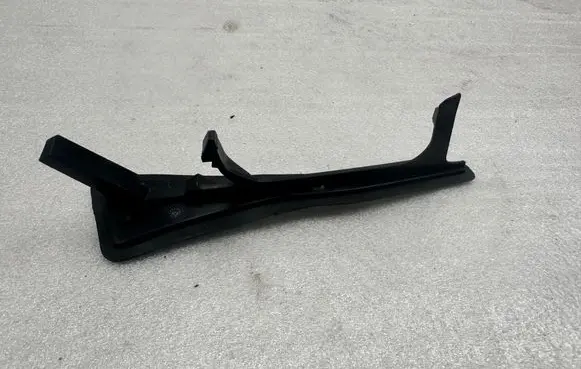 Volvo S90, V90 Fender trim (molding) 31651599