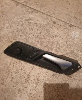 Volkswagen Jetta VI Front door interior handle 5C7837113L