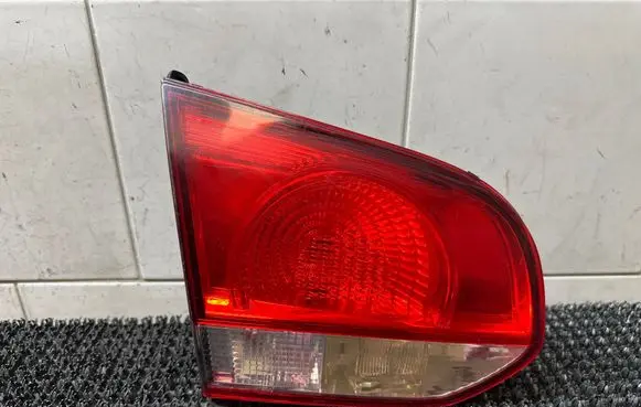 Volkswagen Golf VI Tailgate rear/tail lights 5K0945093J