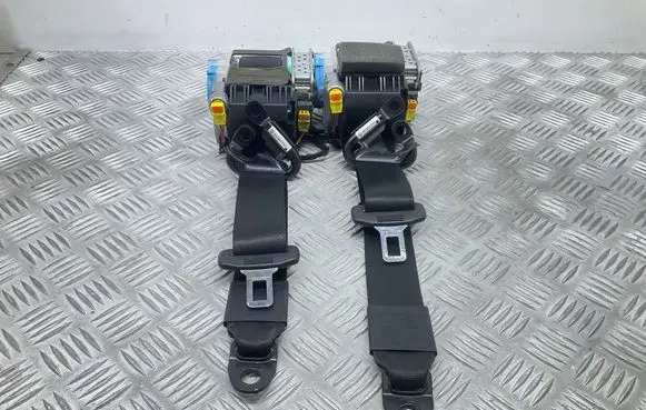 Audi A5 8T 8F Front seatbelt 8F1857705AD 8F0857731 8F0857732