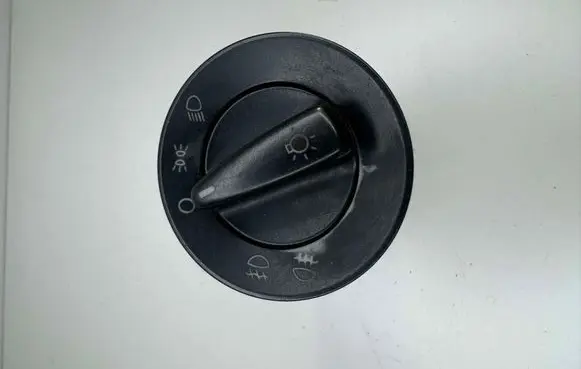 Light switch