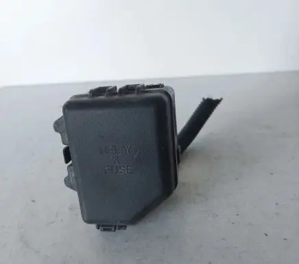Lexus RX 450H Relay mounting block 8266248330