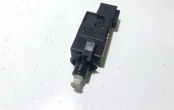 Mercedes-Benz C W203 Brake pedal sensor switch 36745624 0616