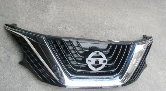 Nissan Murano Z52 Front bumper upper radiator grill 623105BF0C