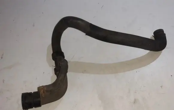 Volvo XC70 Engine coolant pipe/hose S8000102