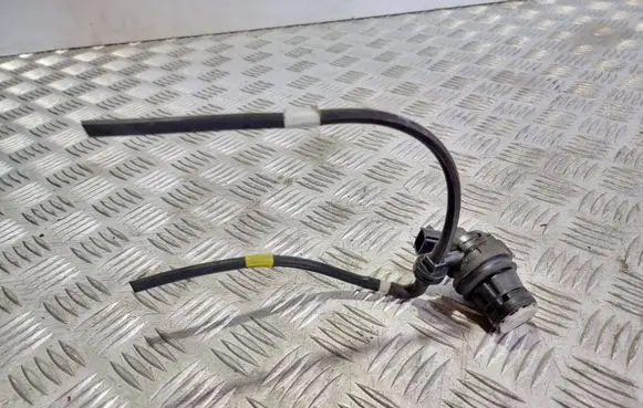 Mazda 6 Windscreen/windshield washer pump 8603109230