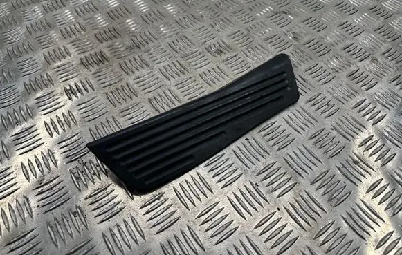 BMW 3 E92 E93 Foot rest pad/dead pedal 7067089