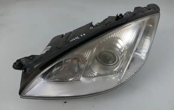 Mercedes-Benz S W221 Headlight/headlamp A2218202161