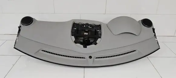 KIA Soul Dashboard 84710E4000BF6 4167E0843 84710F4000F