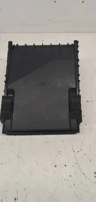 Volkswagen Golf VI Fuse box cover 1K0937132F 017180061 014189871