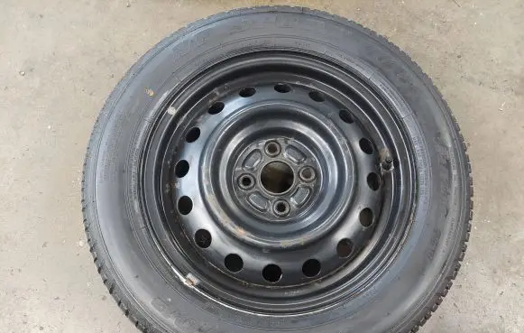 Toyota Corolla E120 E130 R15 spare wheel 2150649