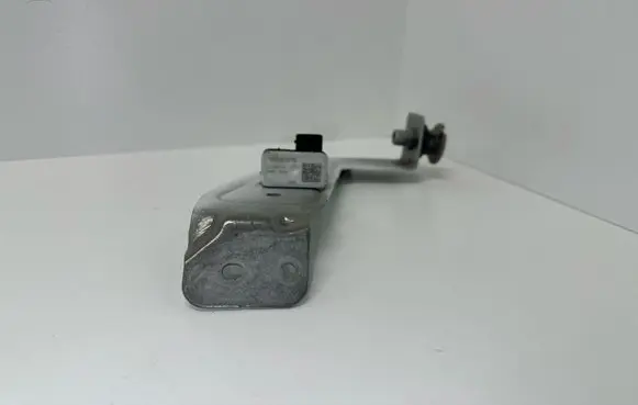 Volvo XC90 Airbag deployment crash/impact sensor 31360710 A426S16275