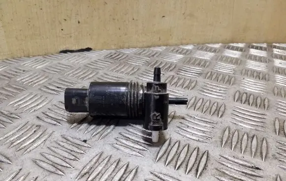 Jeep Grand Cherokee Windscreen/windshield washer pump 05152075AC