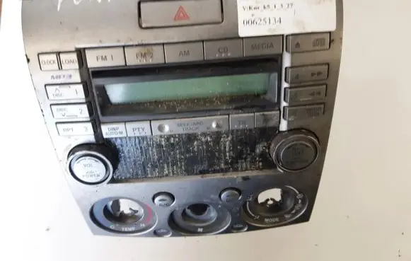 Ford Ranger Radio/CD/DVD/GPS head unit us0166dsxa cqmm8670ta