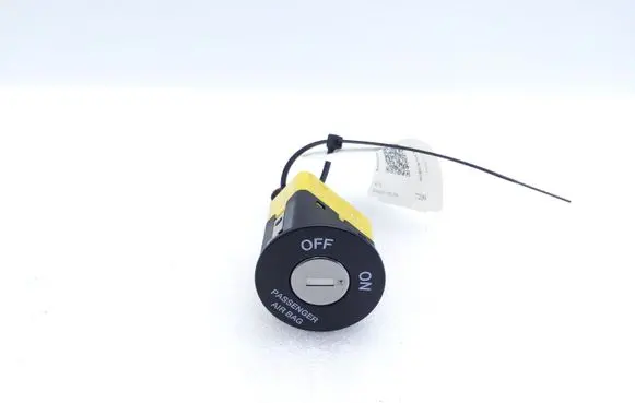 KIA Sorento Passenger airbag on/off switch 