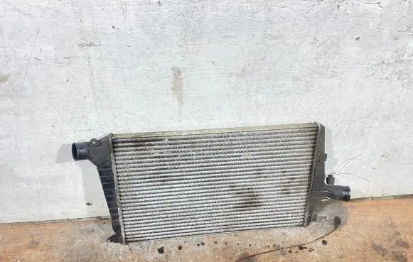 Audi A6 S6 C5 4B Intercooler air channel guide 4b0145803a