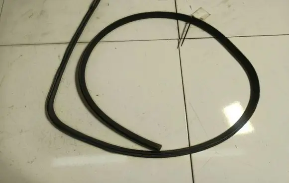 Toyota Yaris Rubber seal rear door 