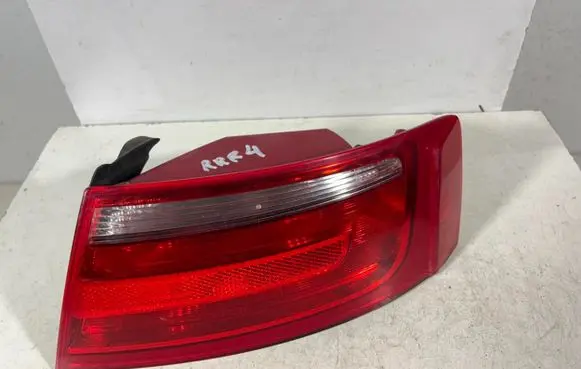 Audi A5 8T 8F Rear/tail lights 8T0945096