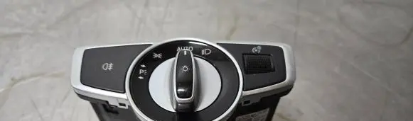 Mercedes-Benz E W213 Light switch A2229055508