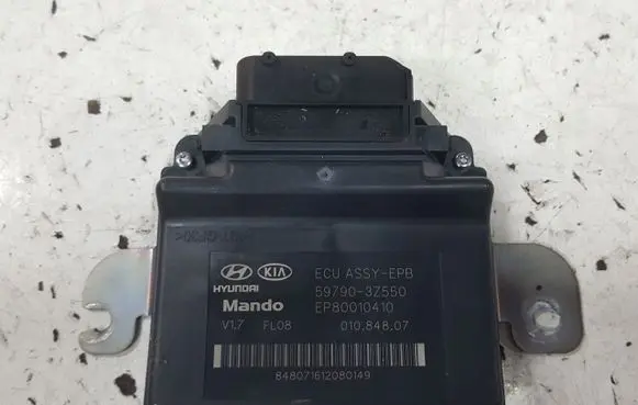Hyundai i40 Hand brake control module 597903Z550