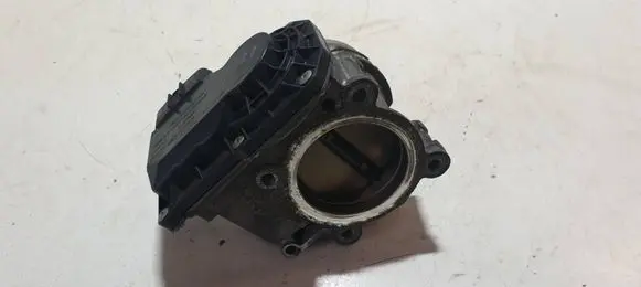 Volvo XC40 Throttle valve 31293736 145010D050