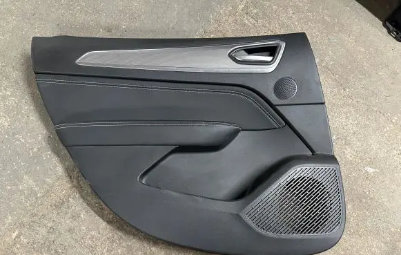 Renault Arkana Rear door card panel trim 829015631R