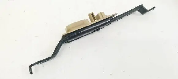 Nissan Murano Z50 Seat belt adjustment rail 