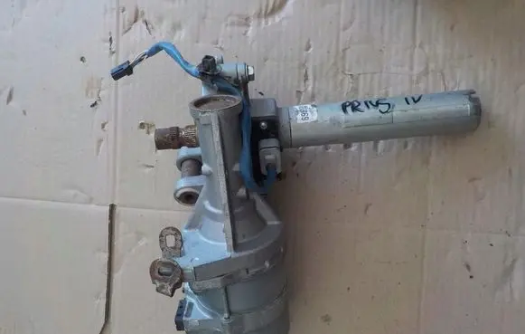 Toyota Prius (XW50) Power steering pump 8965047440