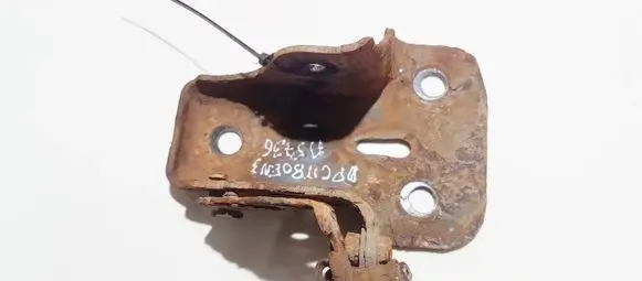 Citroen C3 Engine mounting bracket