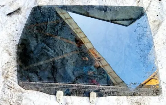 Mitsubishi Outlander Rear door window glass AS3
