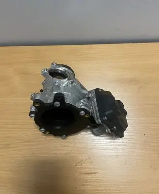 Jaguar F-Pace EGR valve G4D35H273BB