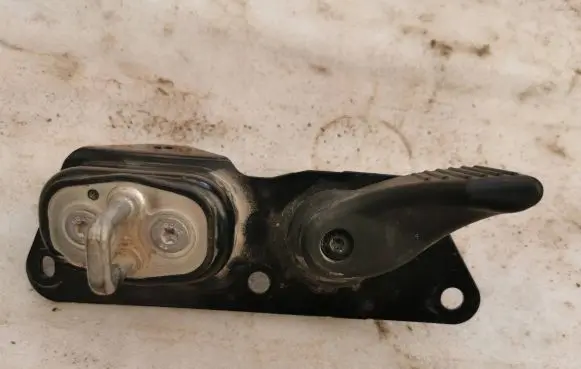 Peugeot Partner Loading door interior handle 