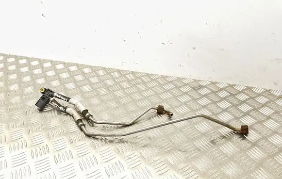 Mercedes-Benz C W204 Exhaust gas pressure sensor A0061539528