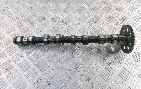 Toyota Avensis T270 Camshaft 9B05079 1350126010