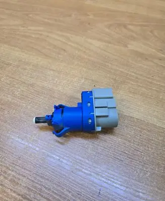 Brake pedal sensor switch