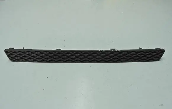 Suzuki Ignis Front bumper lower grill 7182J-60J0