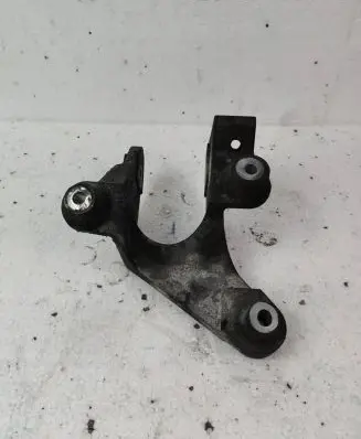 Chrysler Town & Country V Engine mounting bracket 04809939AF