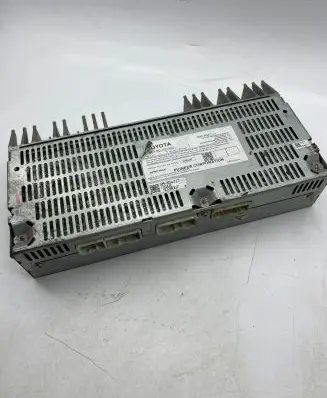 Lexus RX 330 - 350 - 400H Sound amplifier 861000E060 JH027759UCC